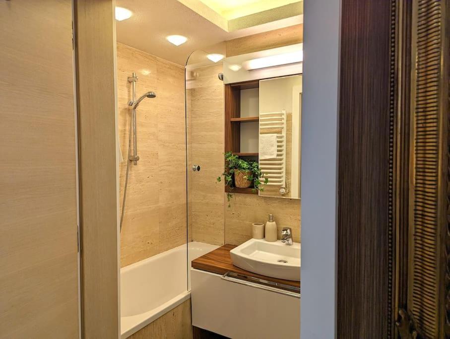Appartamento Dwupoziomowy Apartament Na Kazimierzu Cracovia Esterno foto